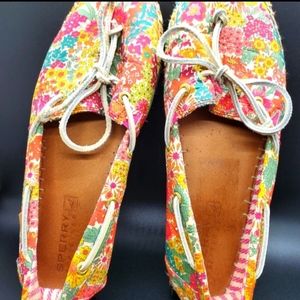 Sperry Top Sider Women’s Size 8M Red White Blue  Katama Boat Shoe